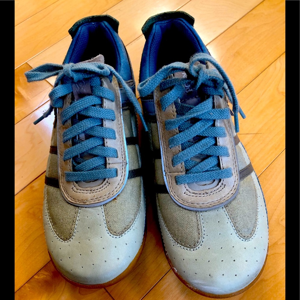 Pony tennis shoes